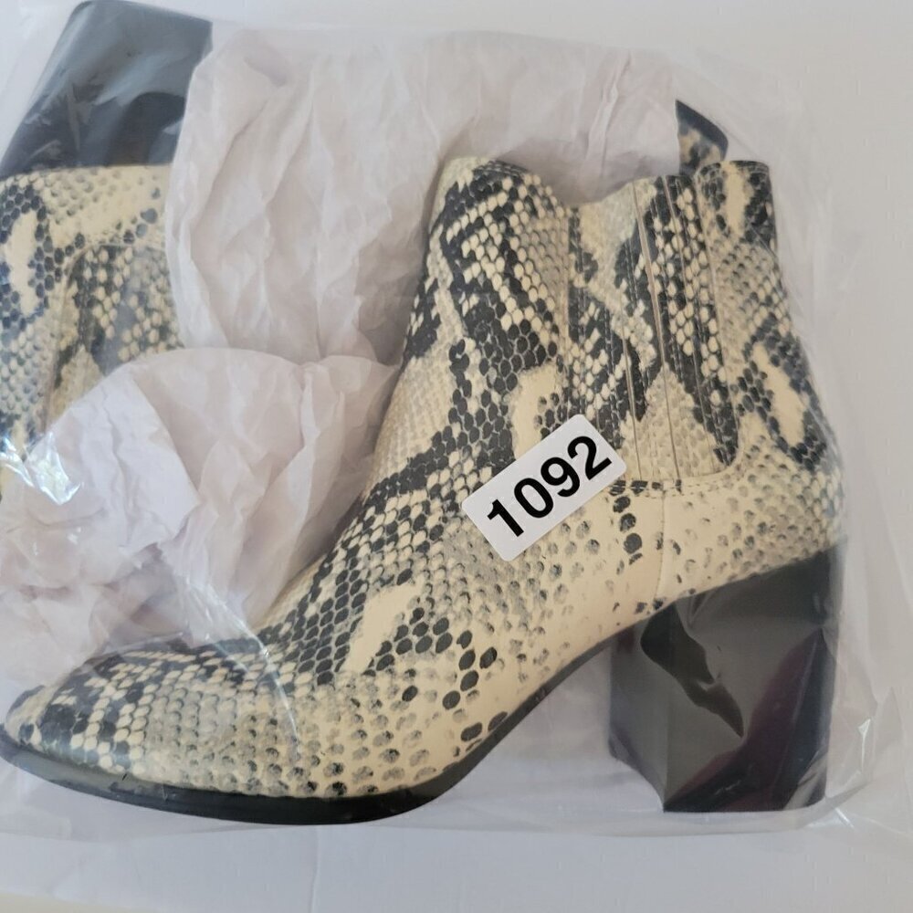 March Fisher Reptile print chunky heel Chelsea boots Women Size 6 - Picture 11 of 12
